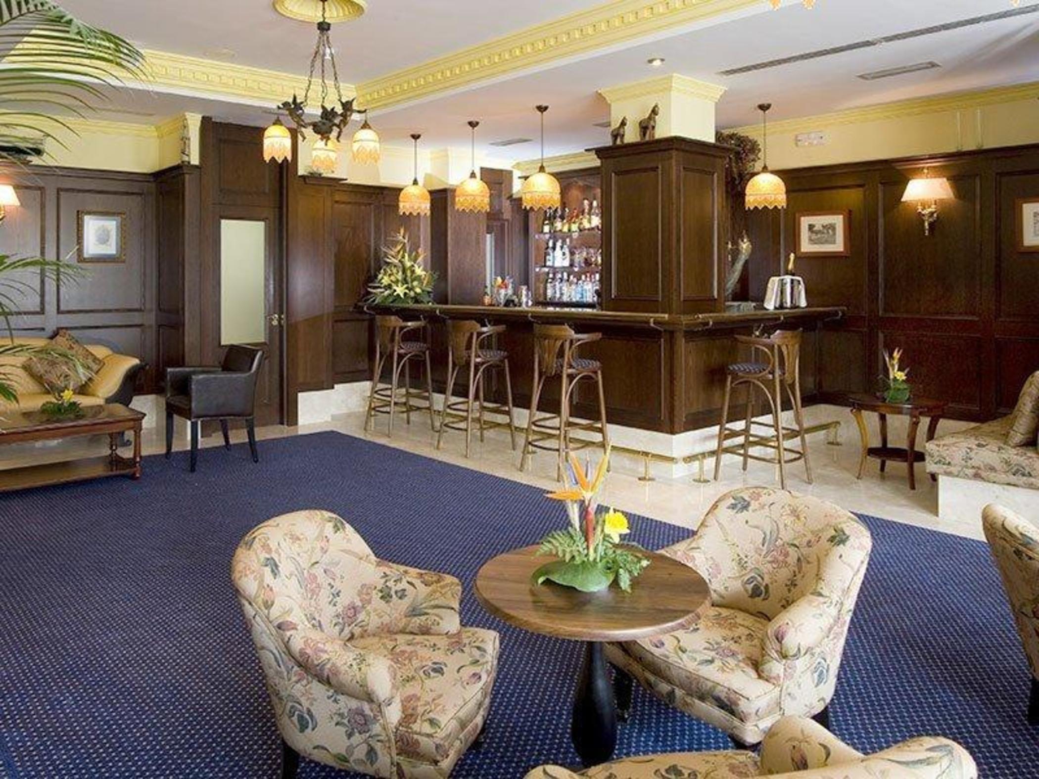 Perla Marina Hotel & Apartamentos