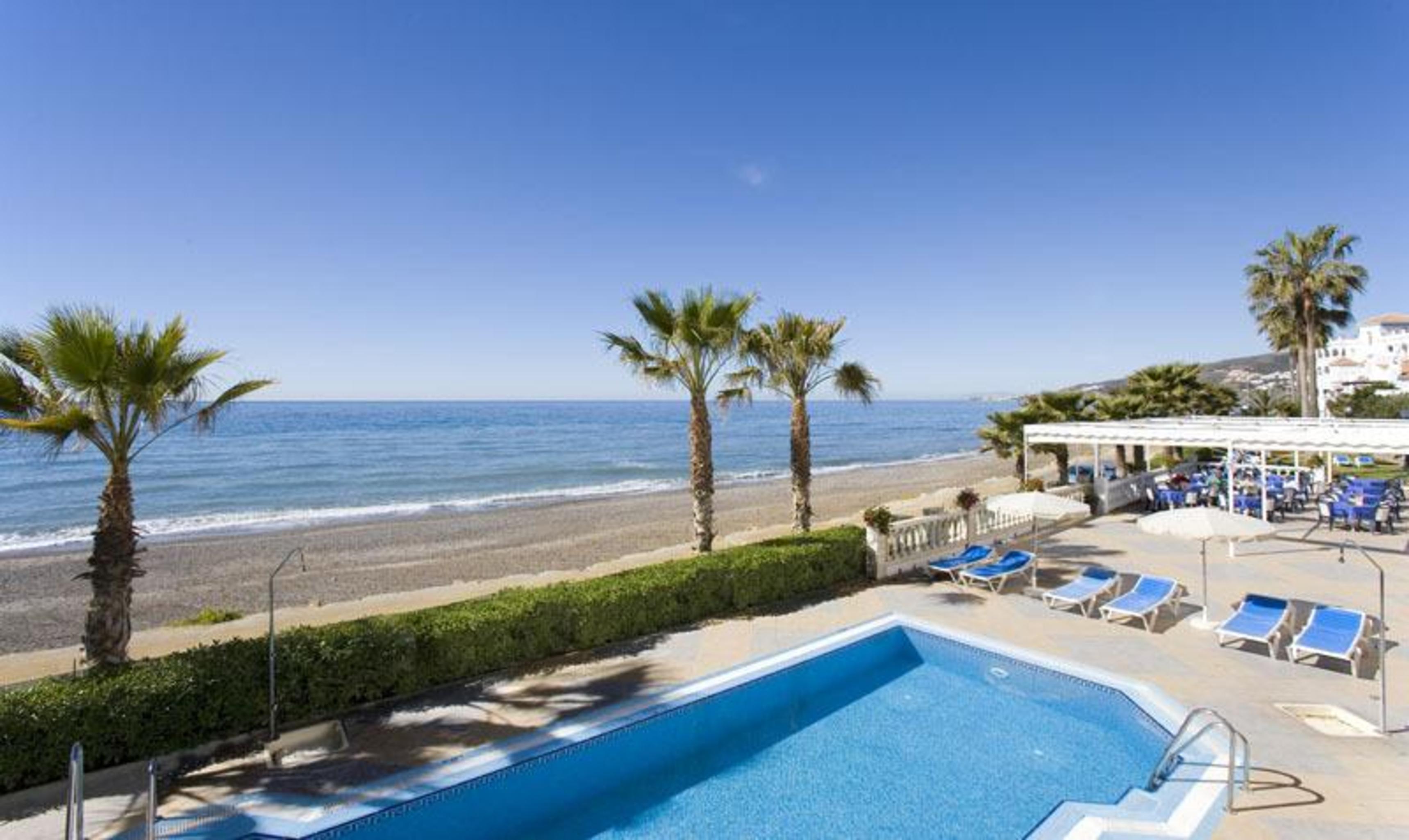 Perla Marina Hotel & Apartamentos