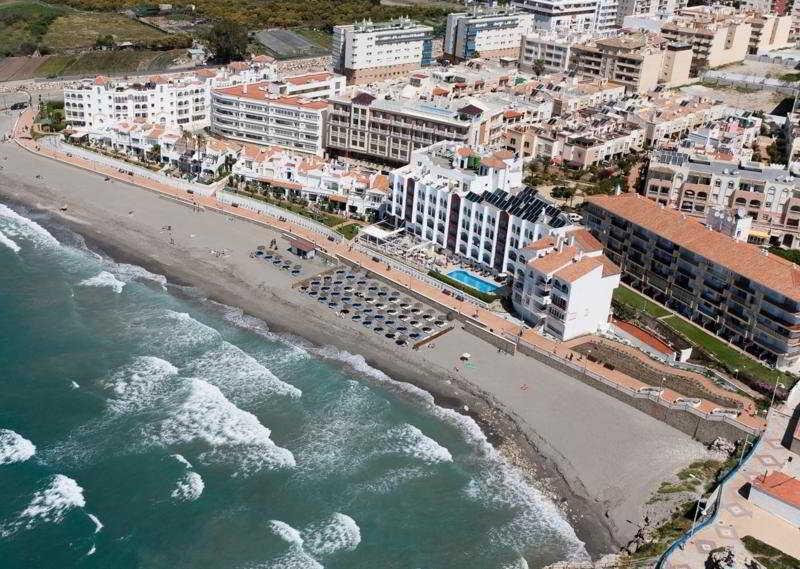 Perla Marina Hotel & Apartamentos