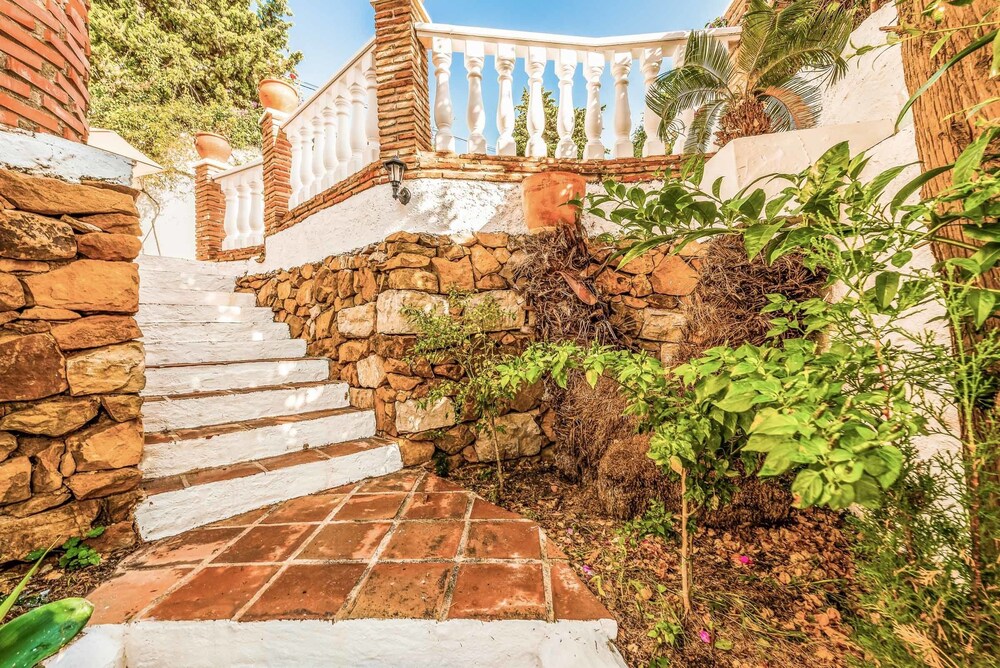 Villa Capistrano