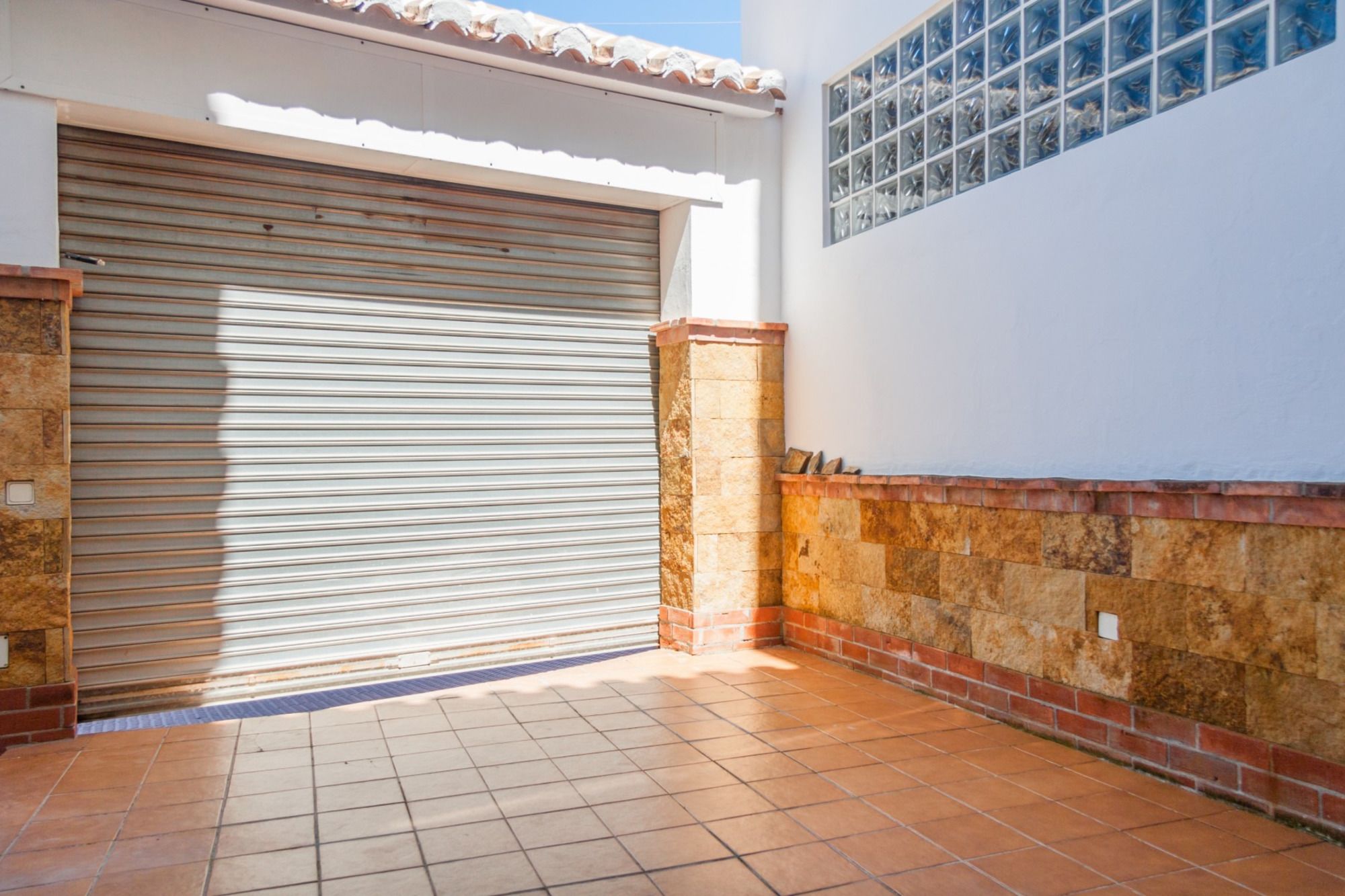 1096 Villa Mirto