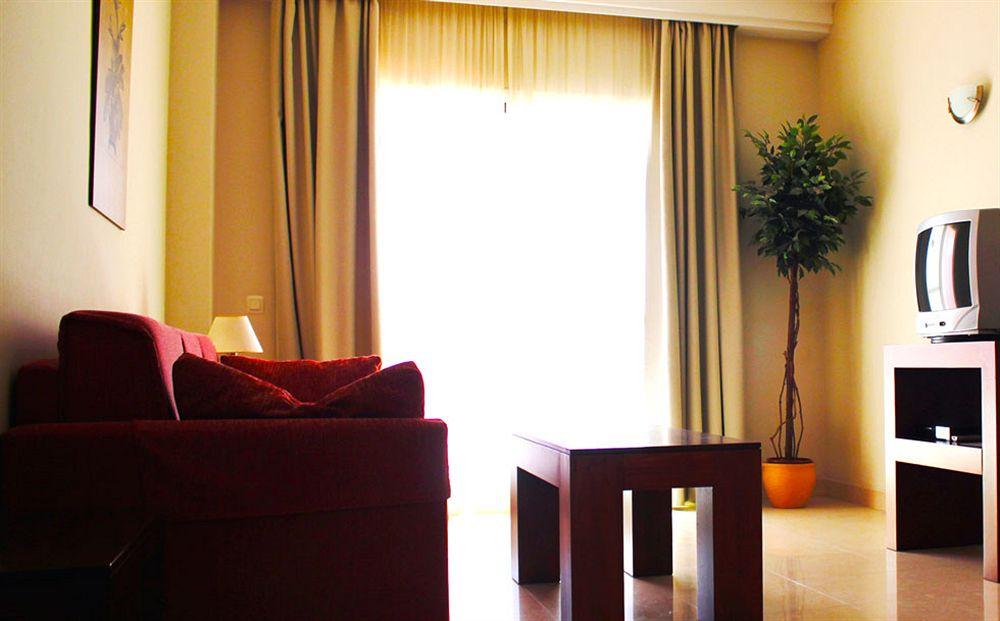 Apartamentos Turísticos Añoreta