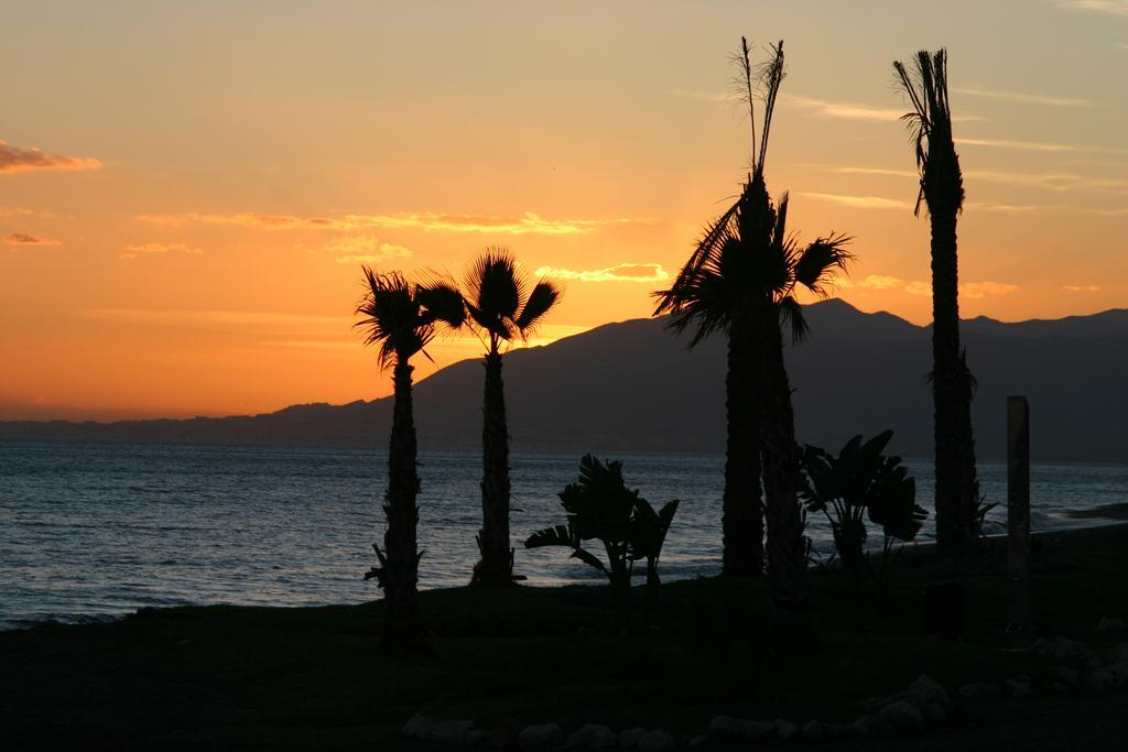 Hotel Moon Dreams Calabahia