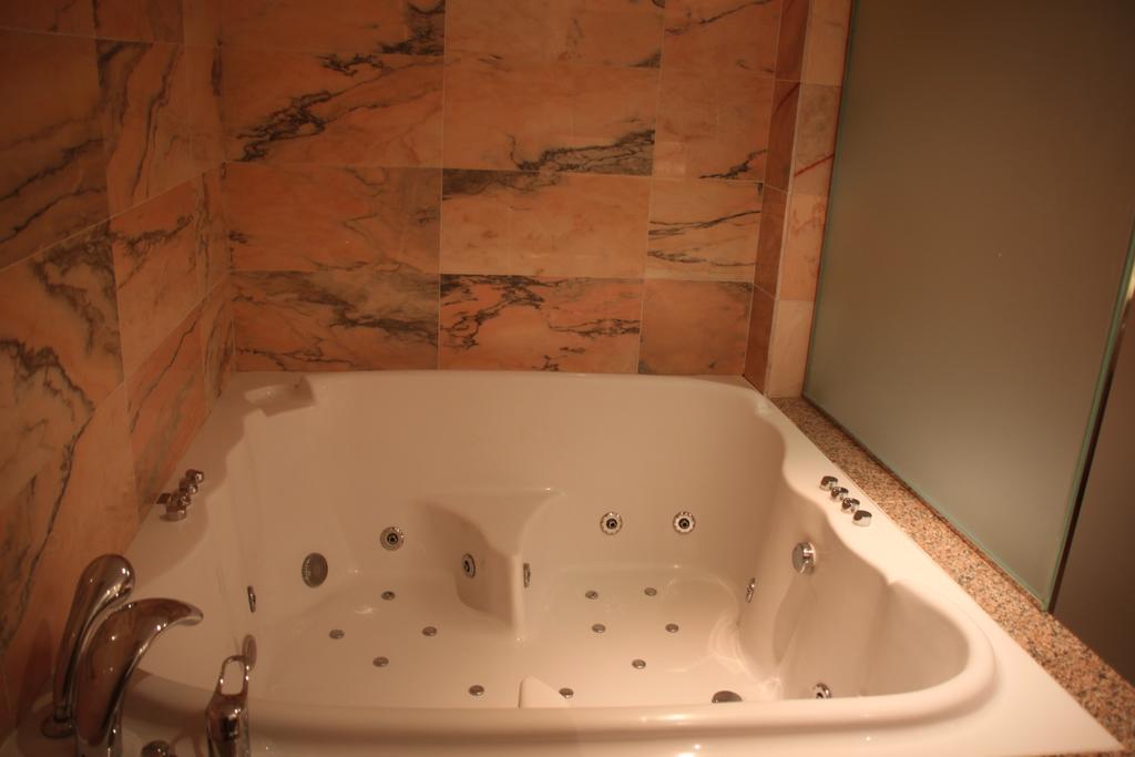 Hotel Moon Dreams Calabahia