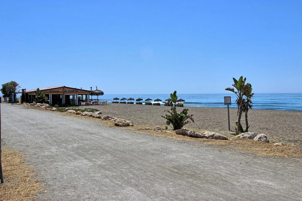 Yerbabuena Anoreta Golf and Beach House
