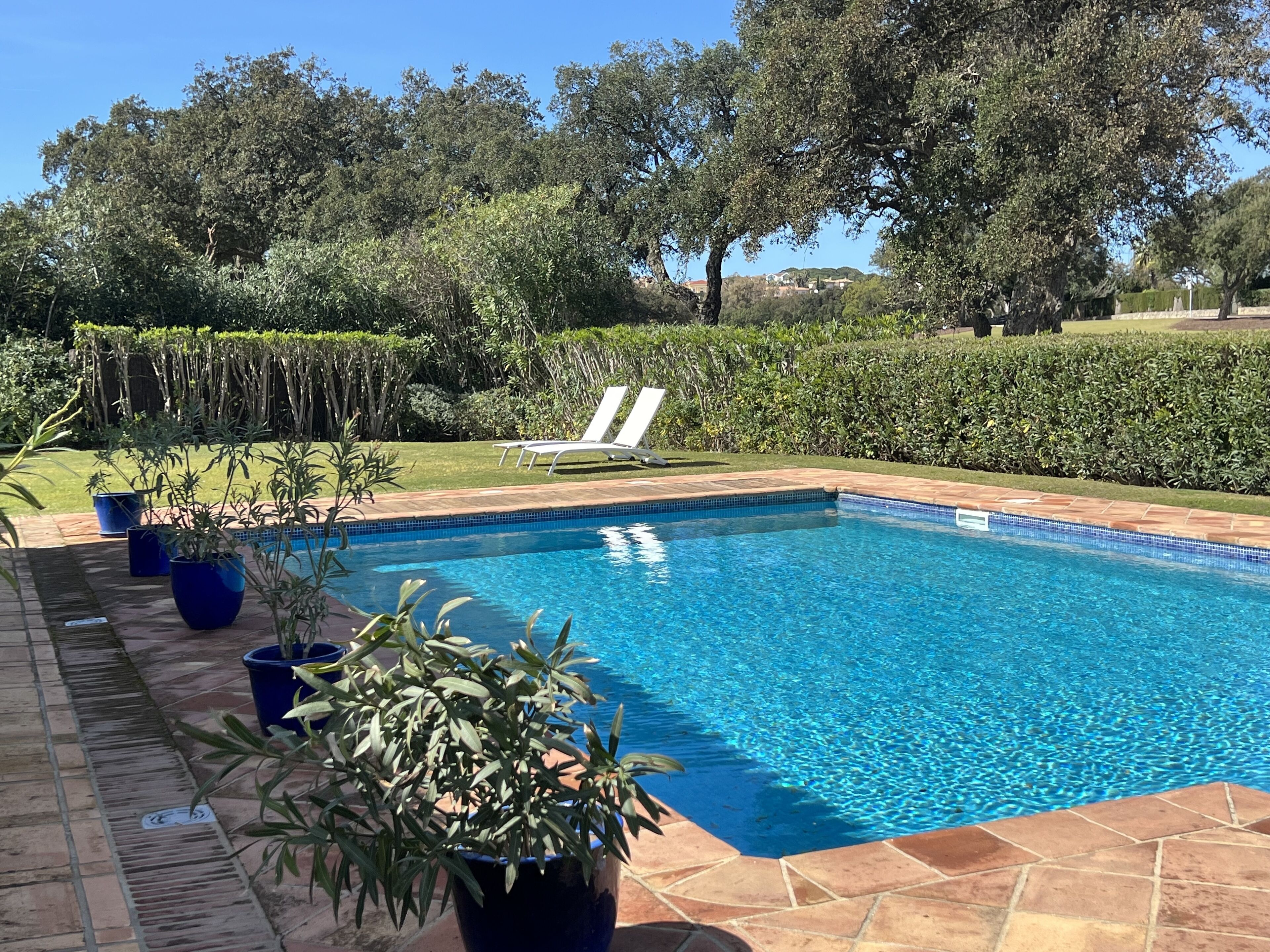 B&B Villa Maria Guest Rooms - San Roque Golf - Sotogrande