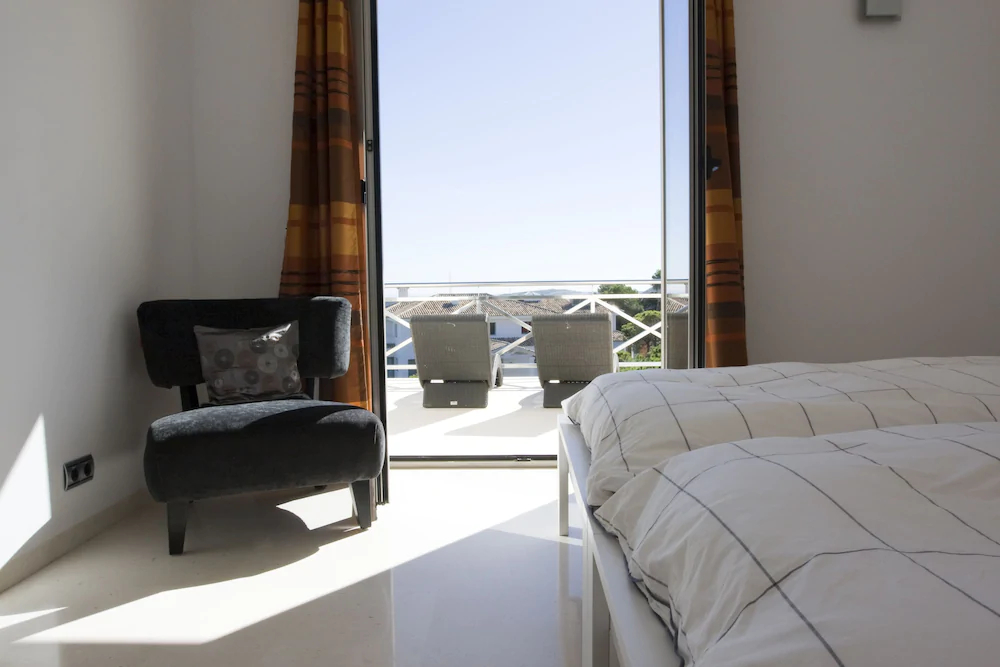 Sotogrande Almenara Modern 6 Br Villa