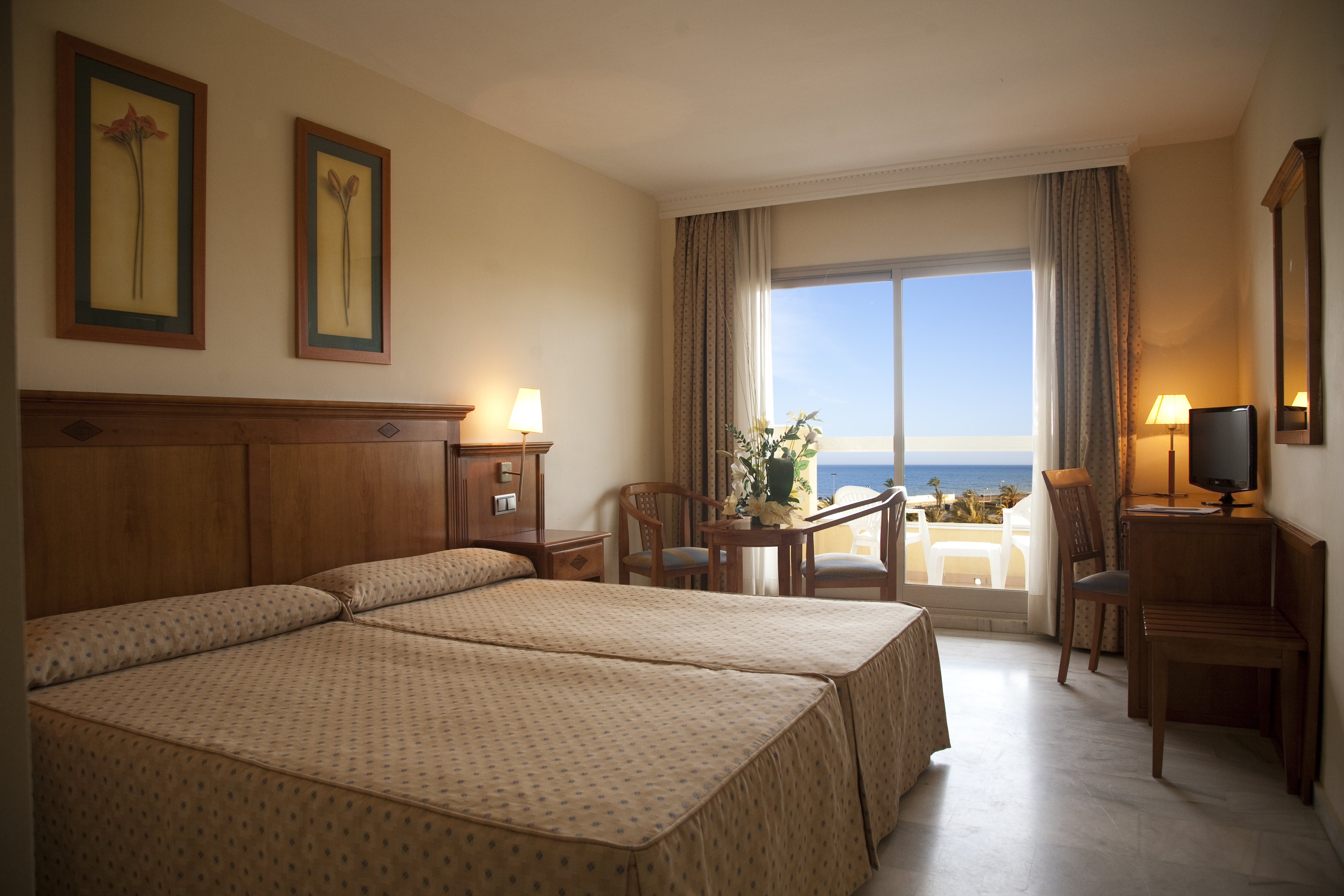 BQ Andalucía Beach Hotel