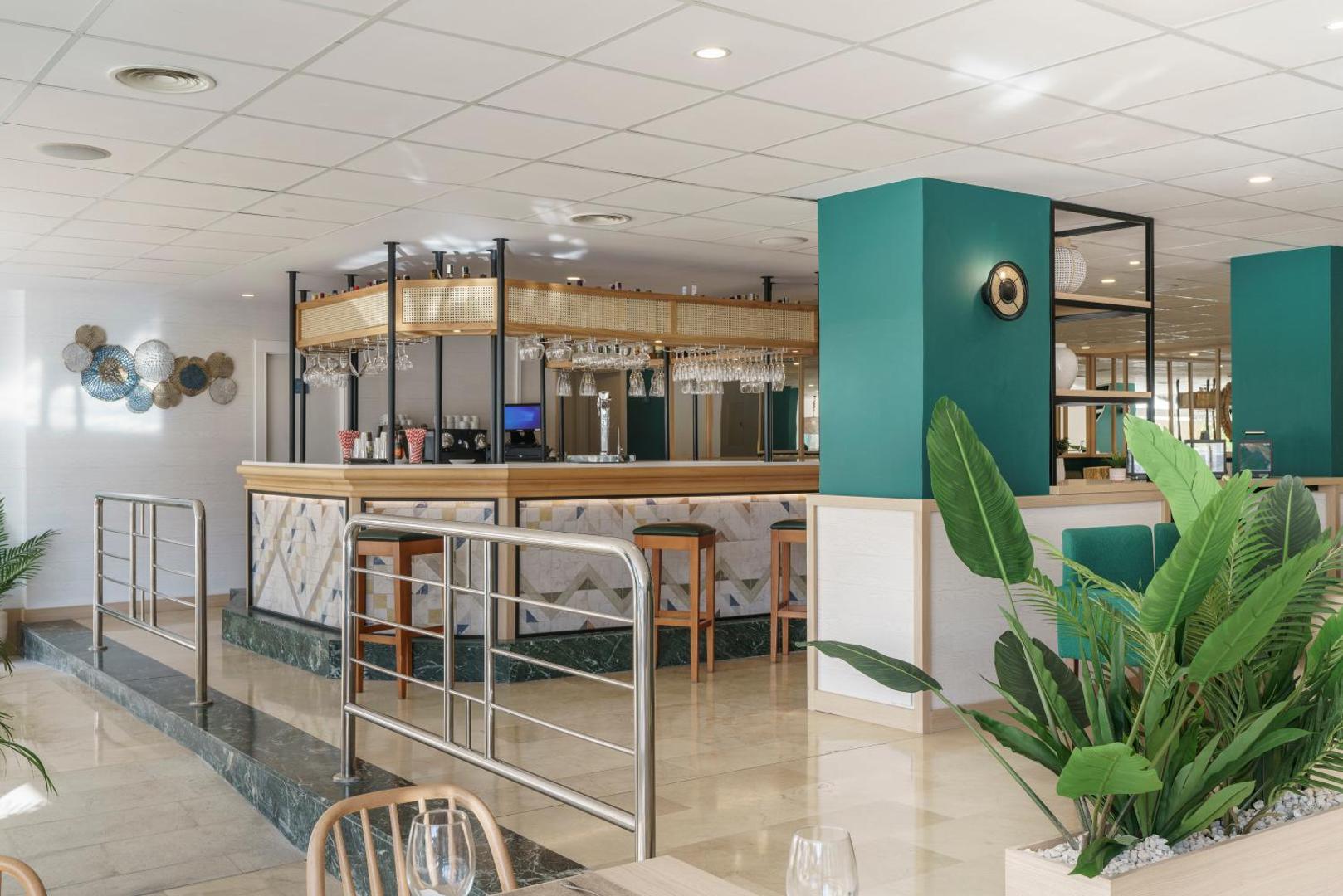 Hotel Costa Málaga by Pierre Vacances (adults recommended)