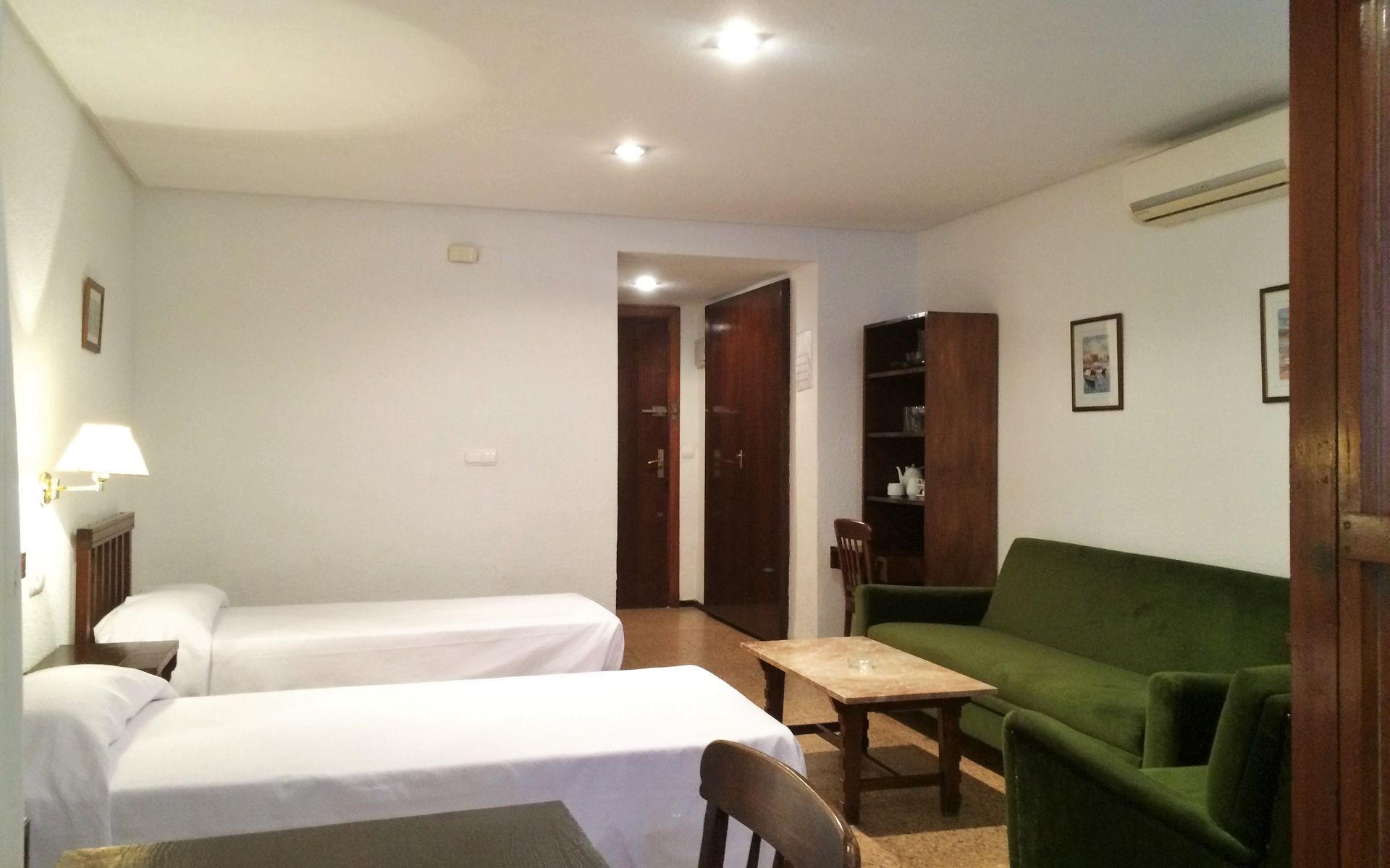 Apartamentos La Nogalera
