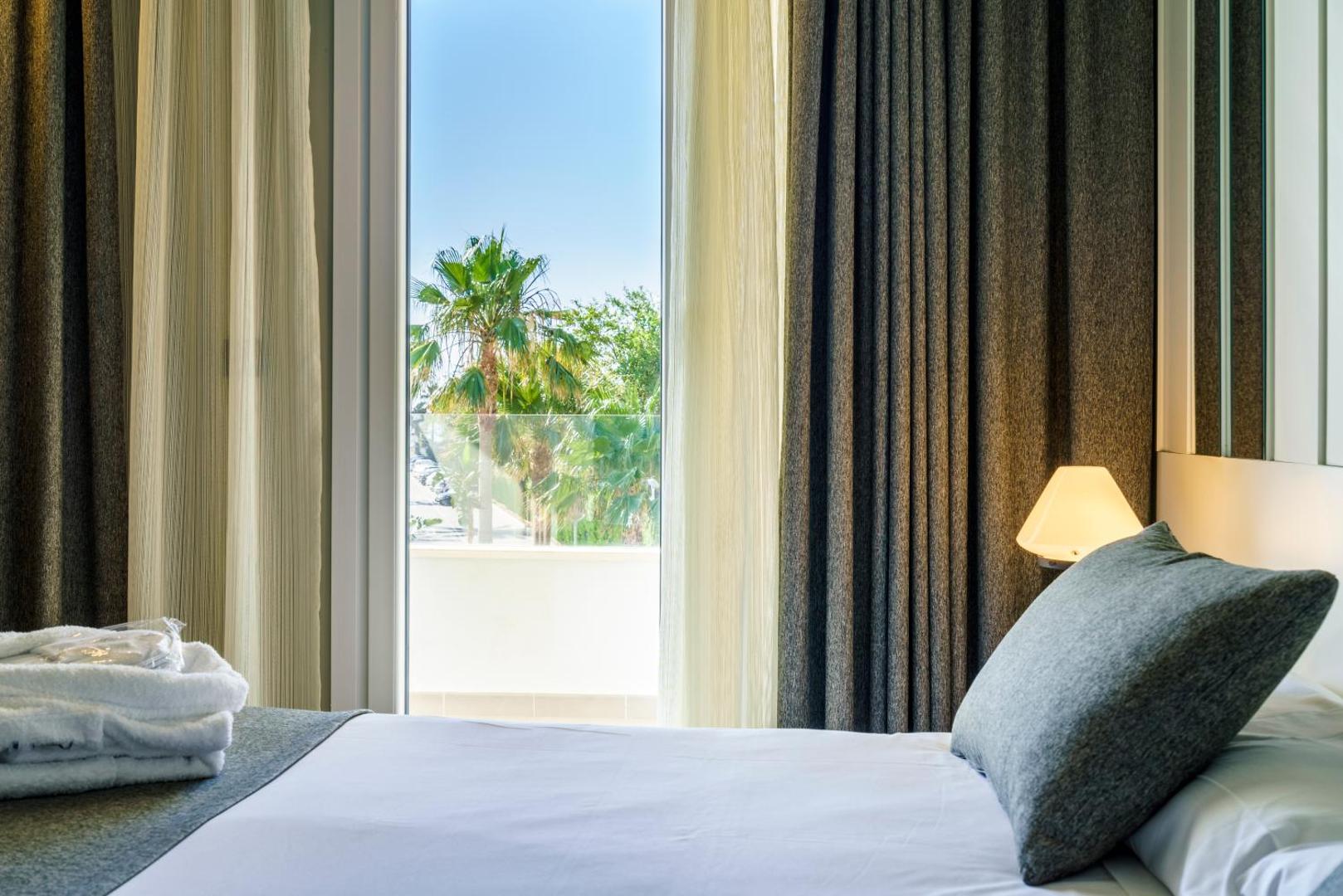 Costa del Sol Hotel