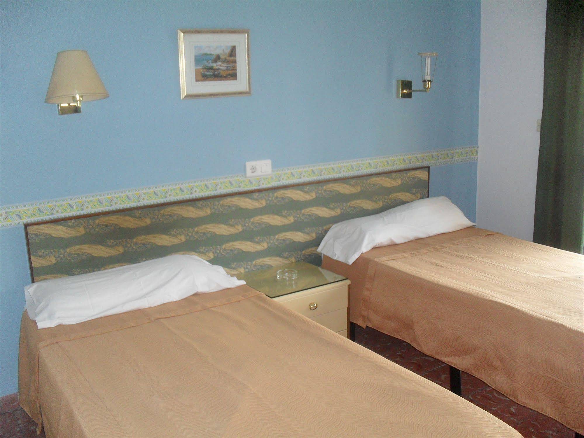 Hostal Escandinavia