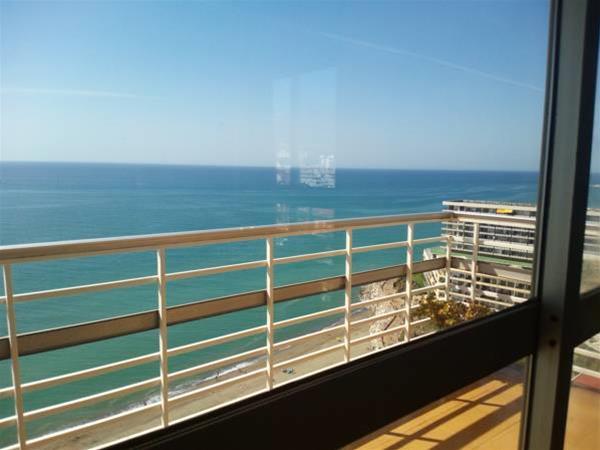 Apartamentos La Roca Rentals