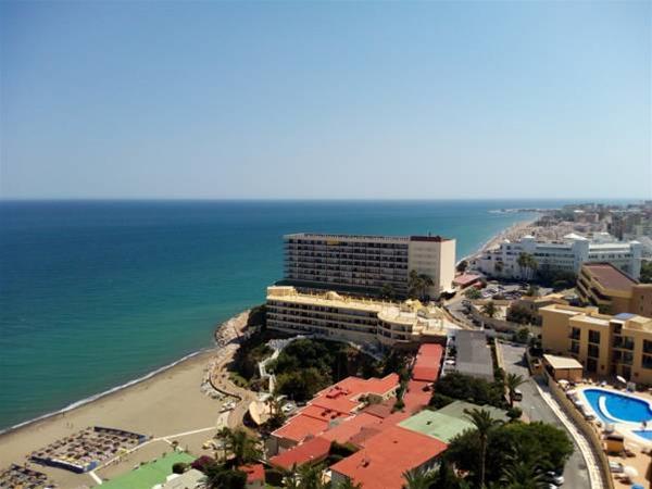 Apartamentos La Roca Rentals