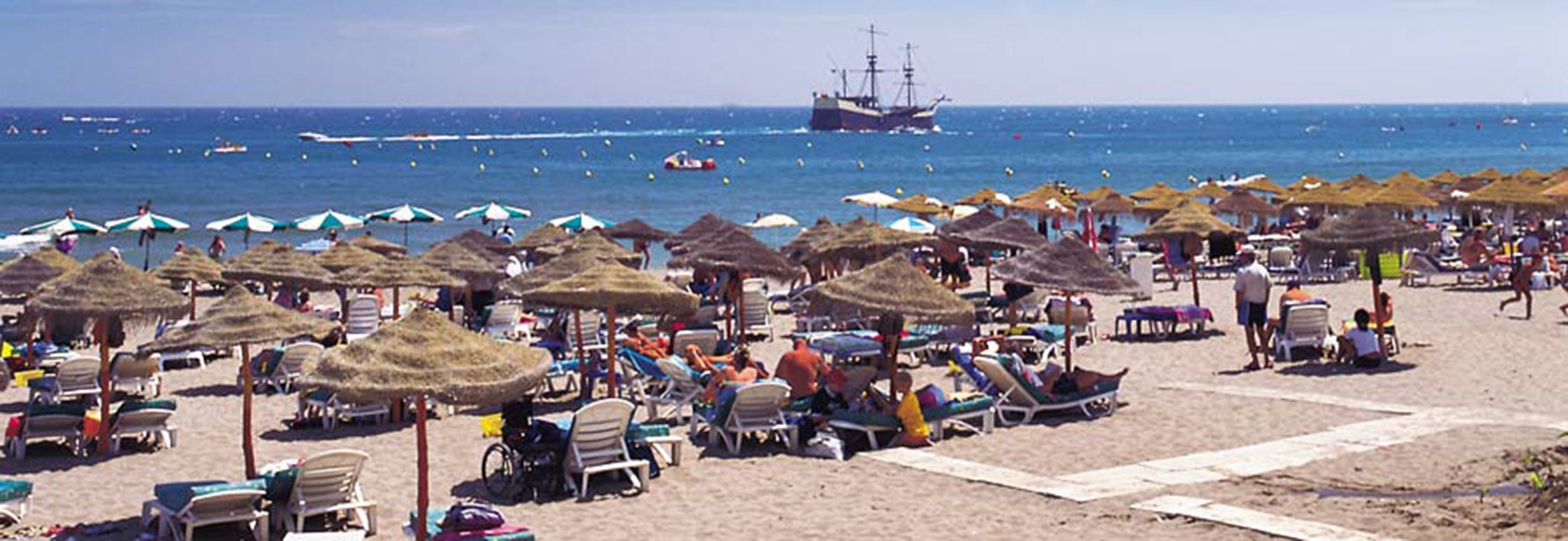 Waterfront Playamar Apartments