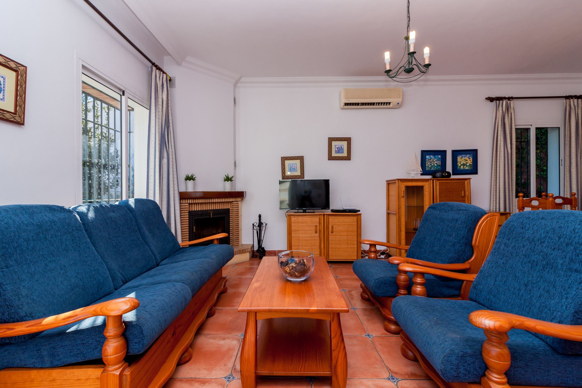 Villa Tamango Hill Canovas Nerja