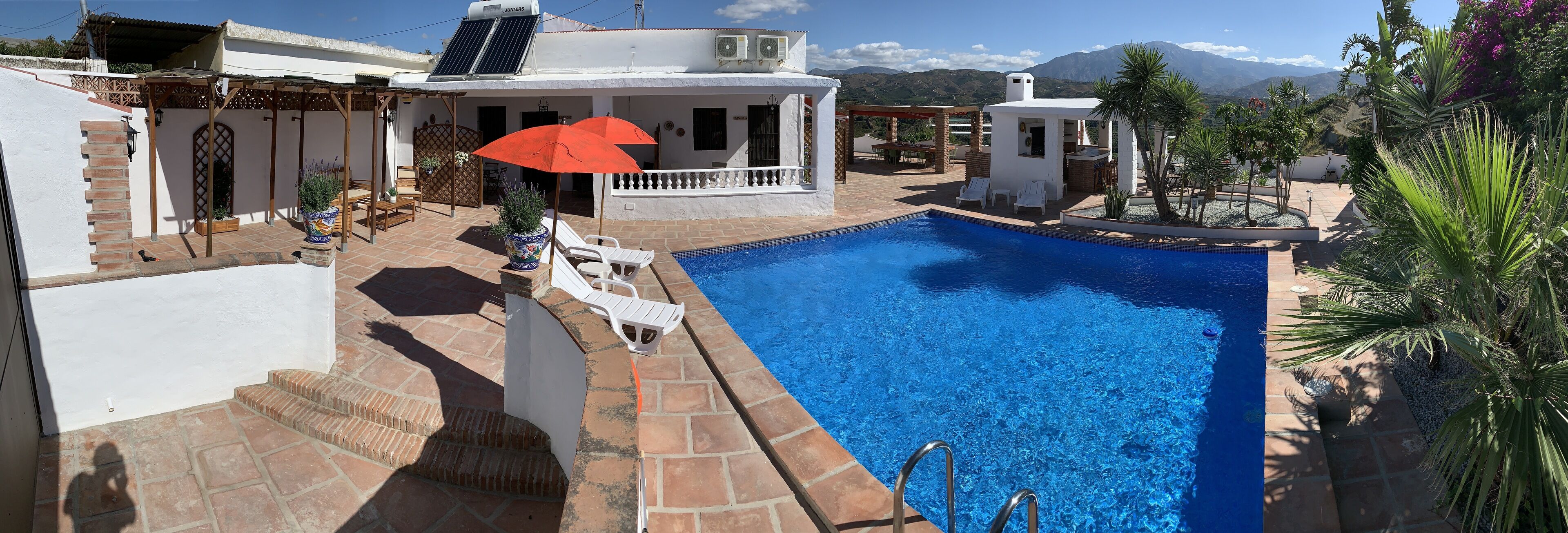 Casa Bambu Resort
