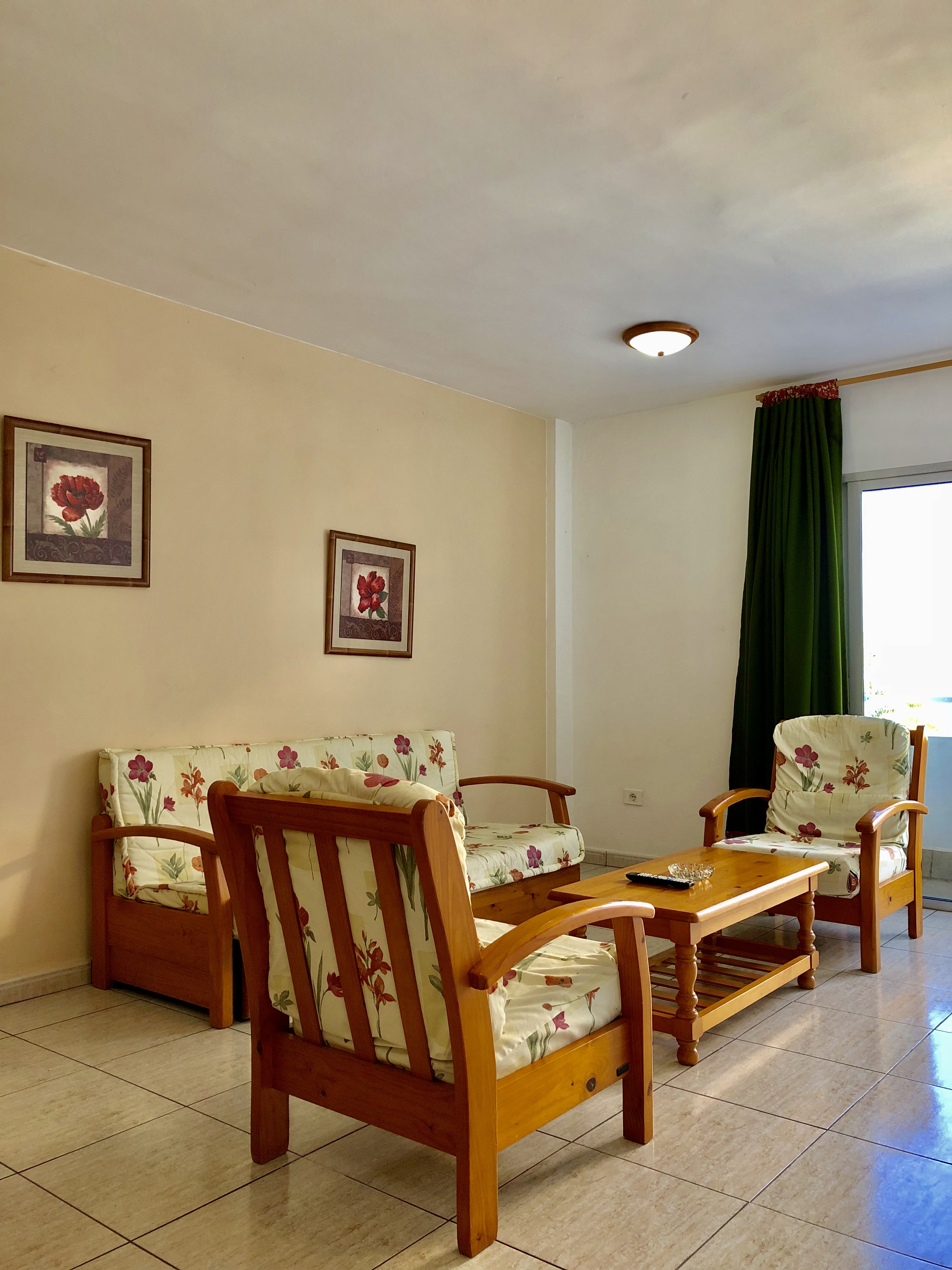 Apartamentos Frontera