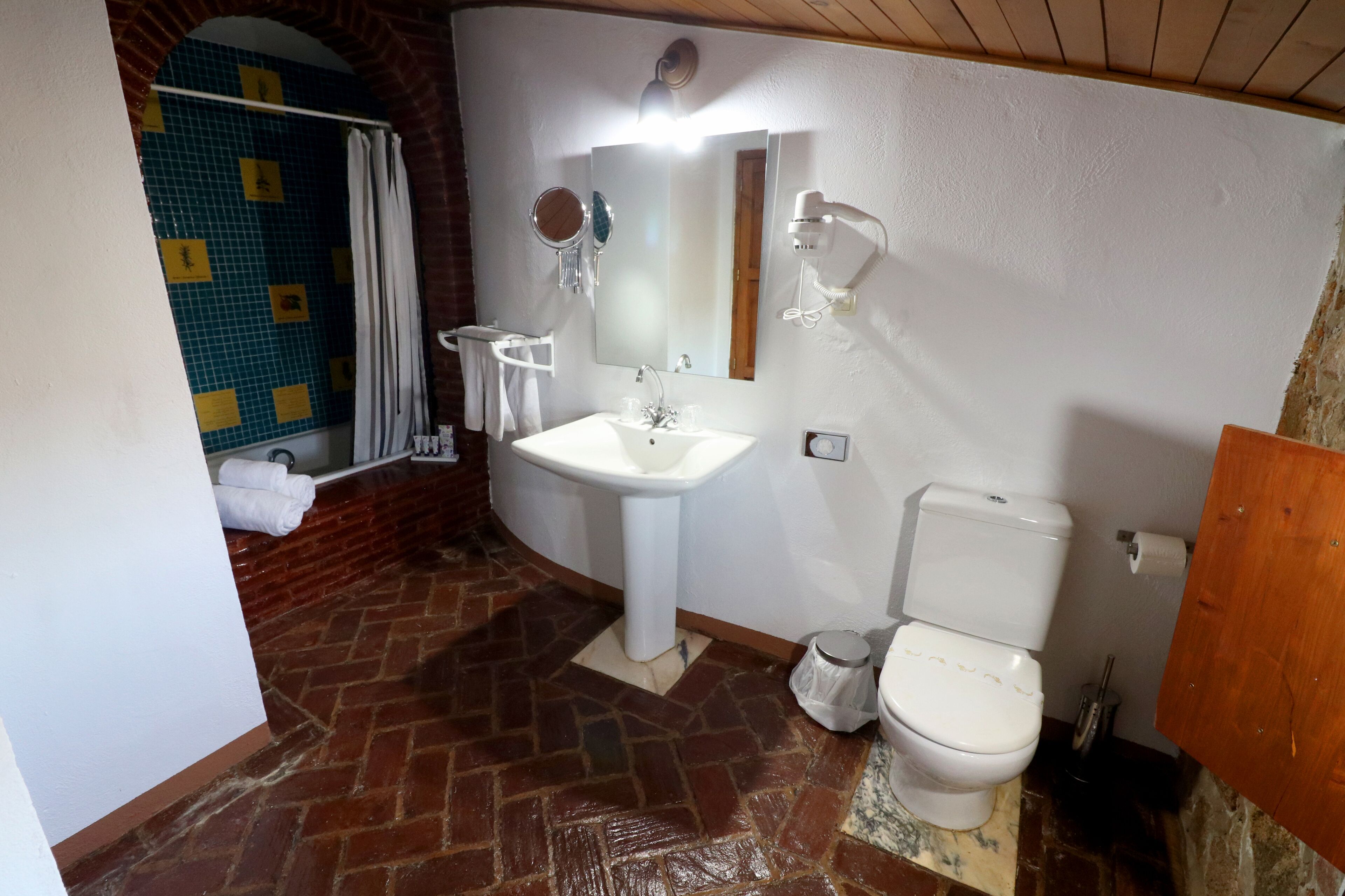 Hotel Monasterio Rocamador