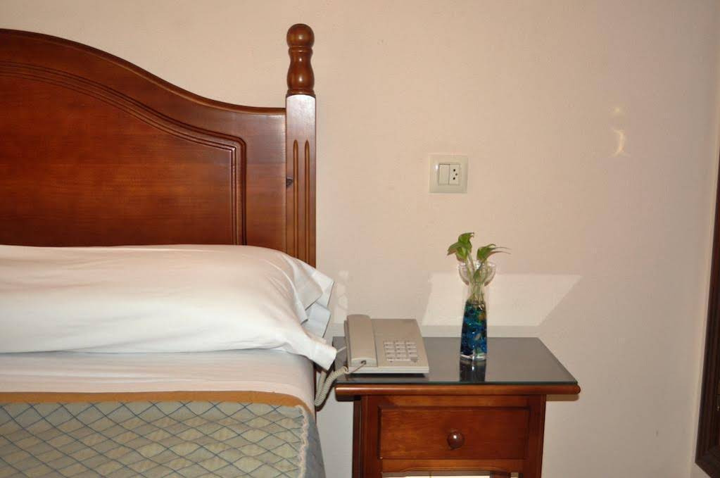 Hostal Niza