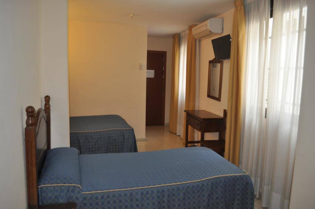 Hostal Niza