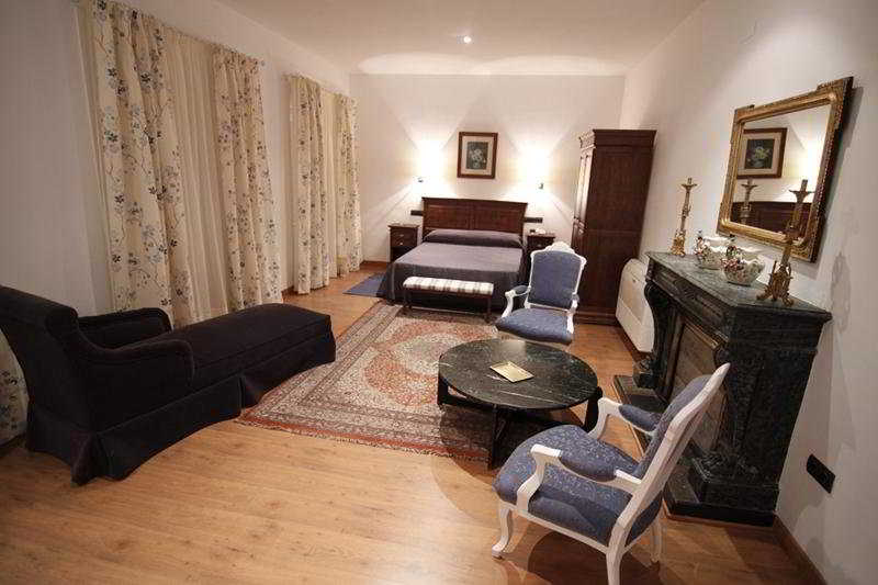 Casa Pizarro Hotel