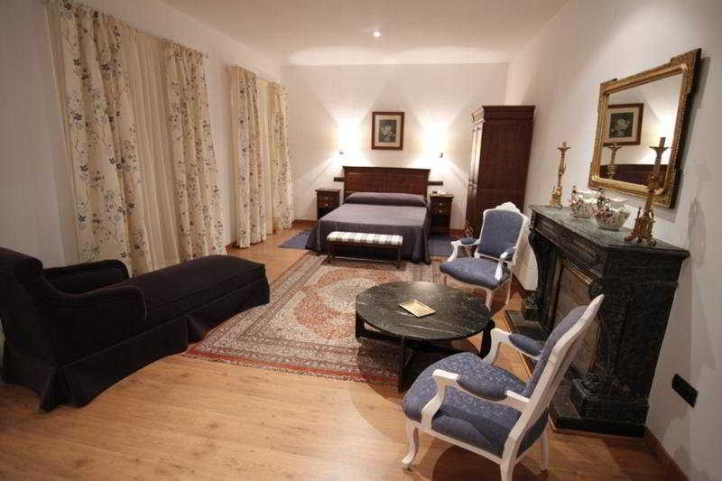 Casa Pizarro Hotel
