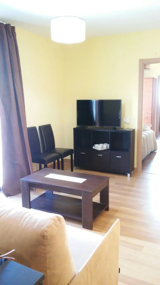 Apartamentos Turísticos La Garza