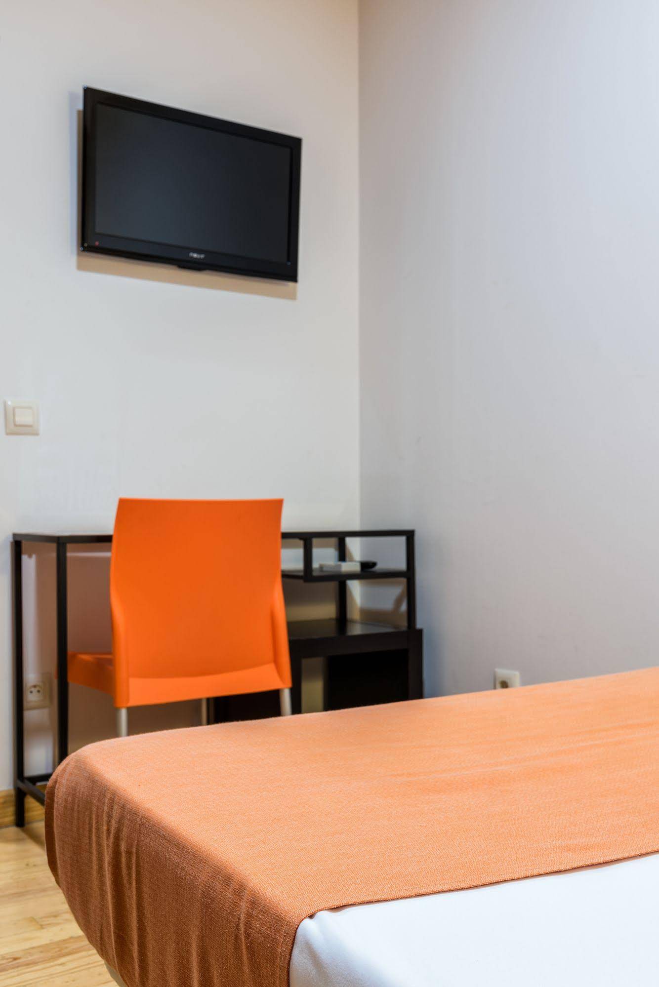 Kubik Hotel