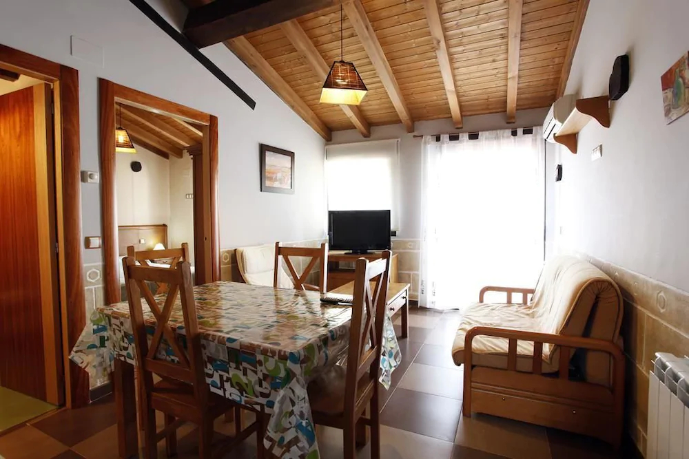 Apartamentos Hervas Y Punto
