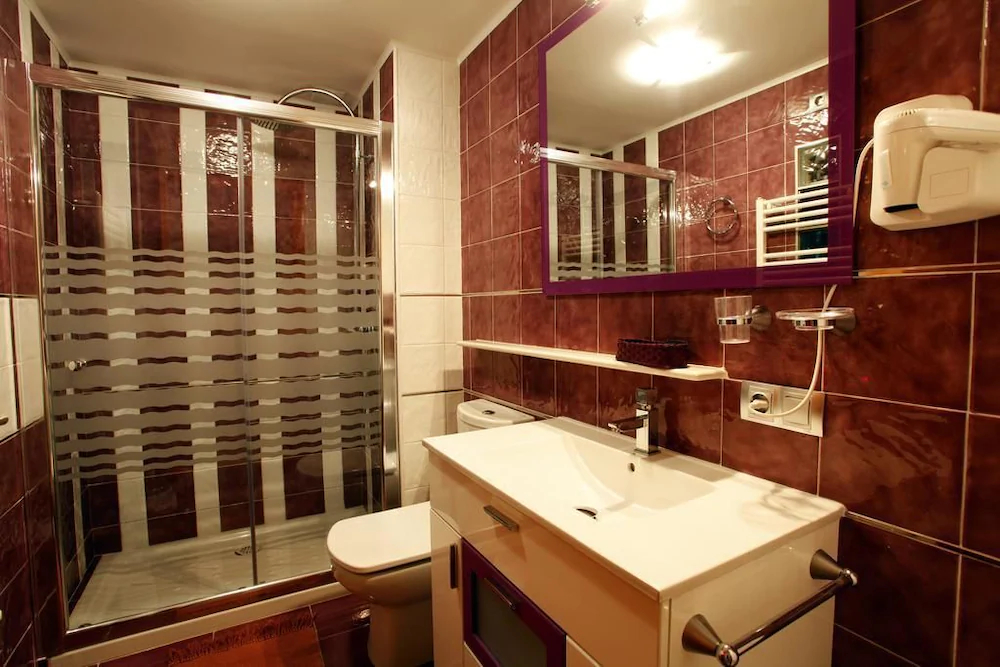 Apartamentos Hervas Y Punto