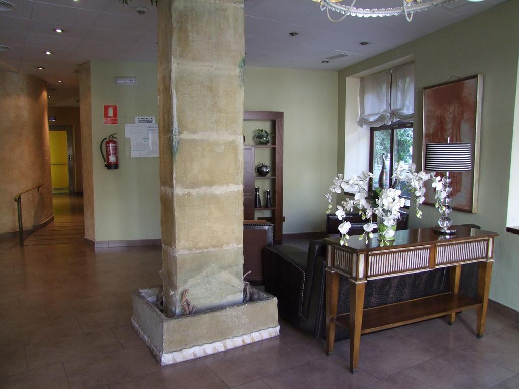 Hotel Paula Films Collection