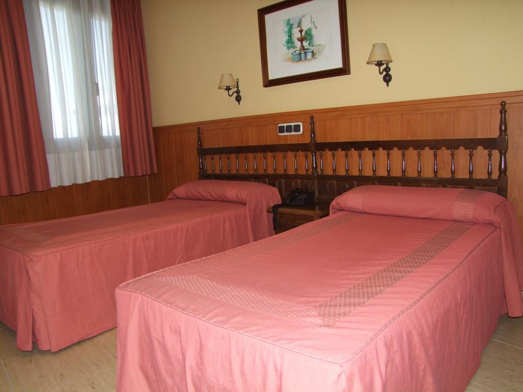 Hotel Paula Films Collection