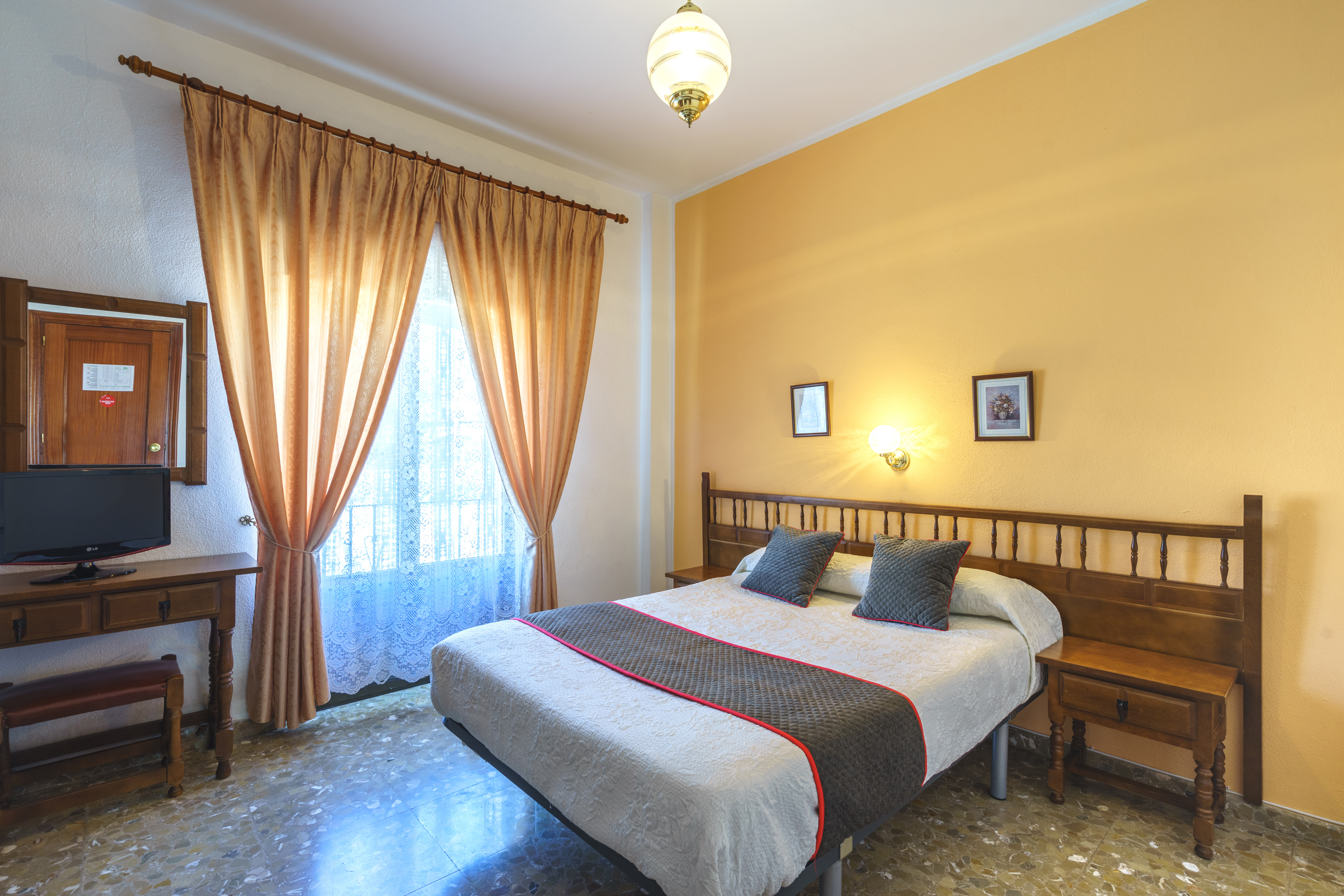 Hotel Moya