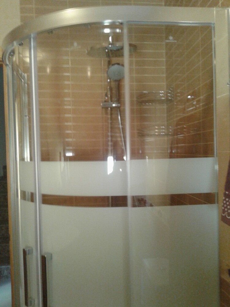 La Tahona De Perales