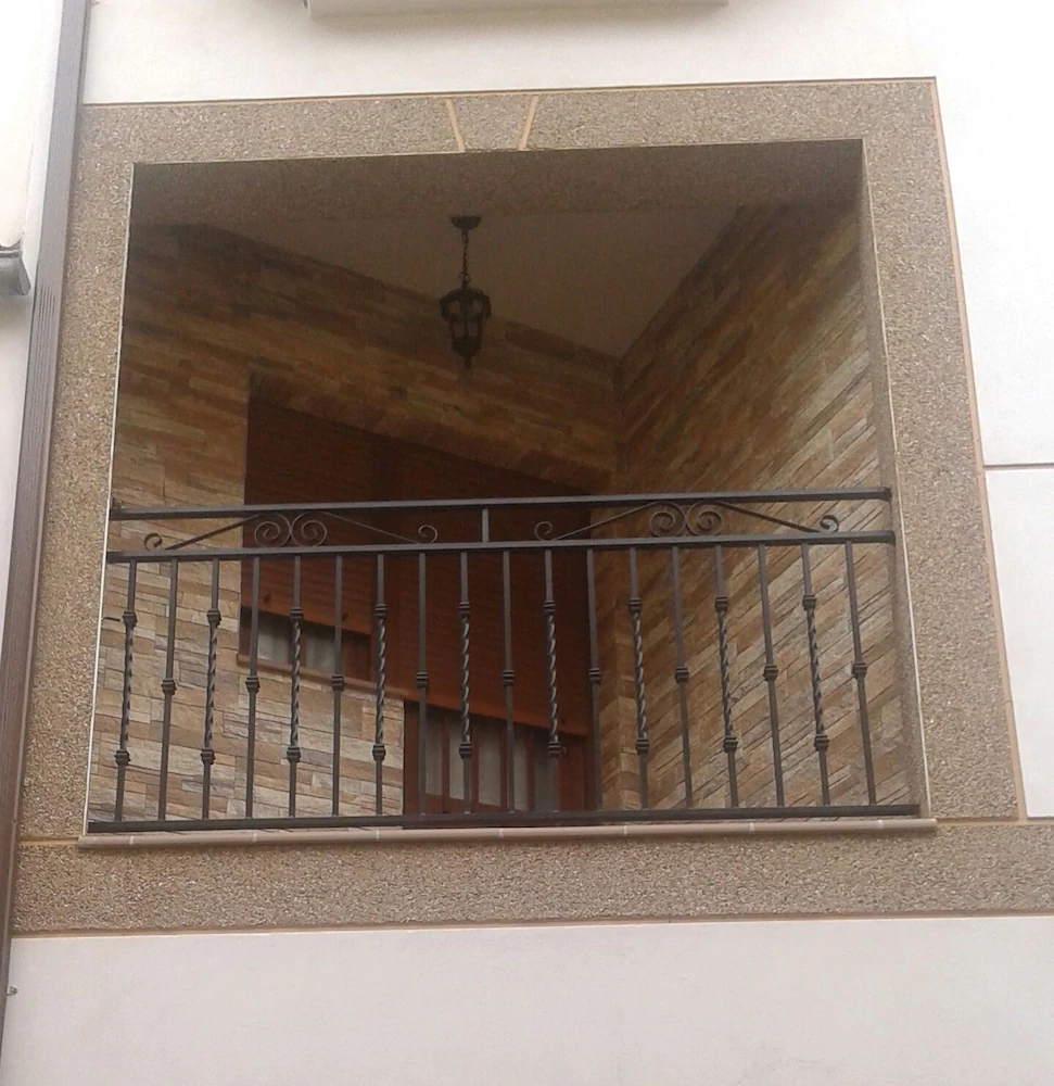 La Tahona De Perales