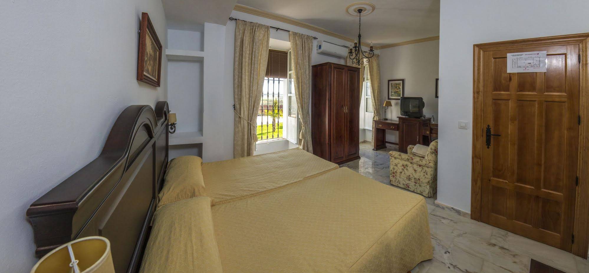 Hotel Bodega El Moral