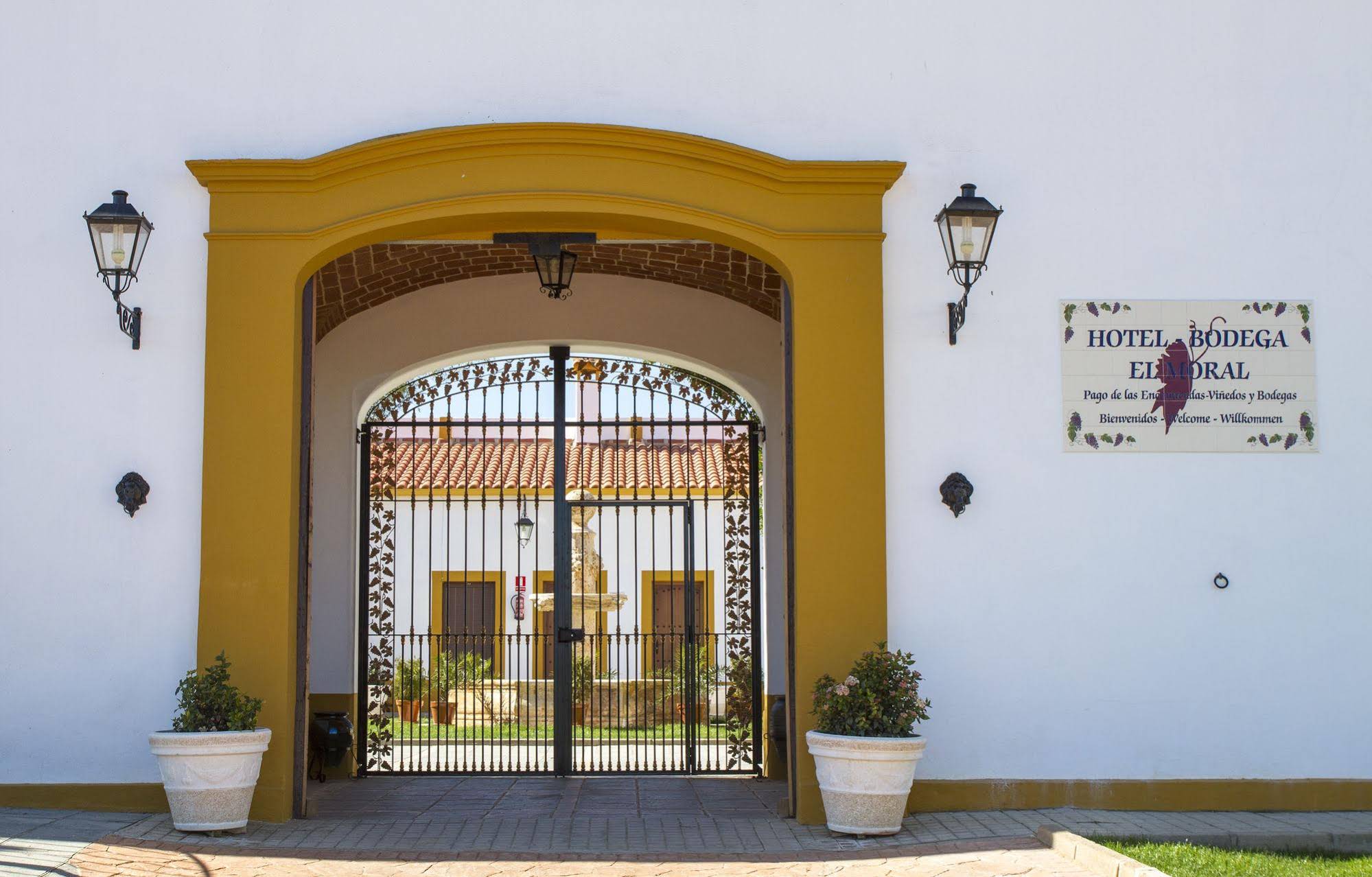 Hotel Bodega El Moral