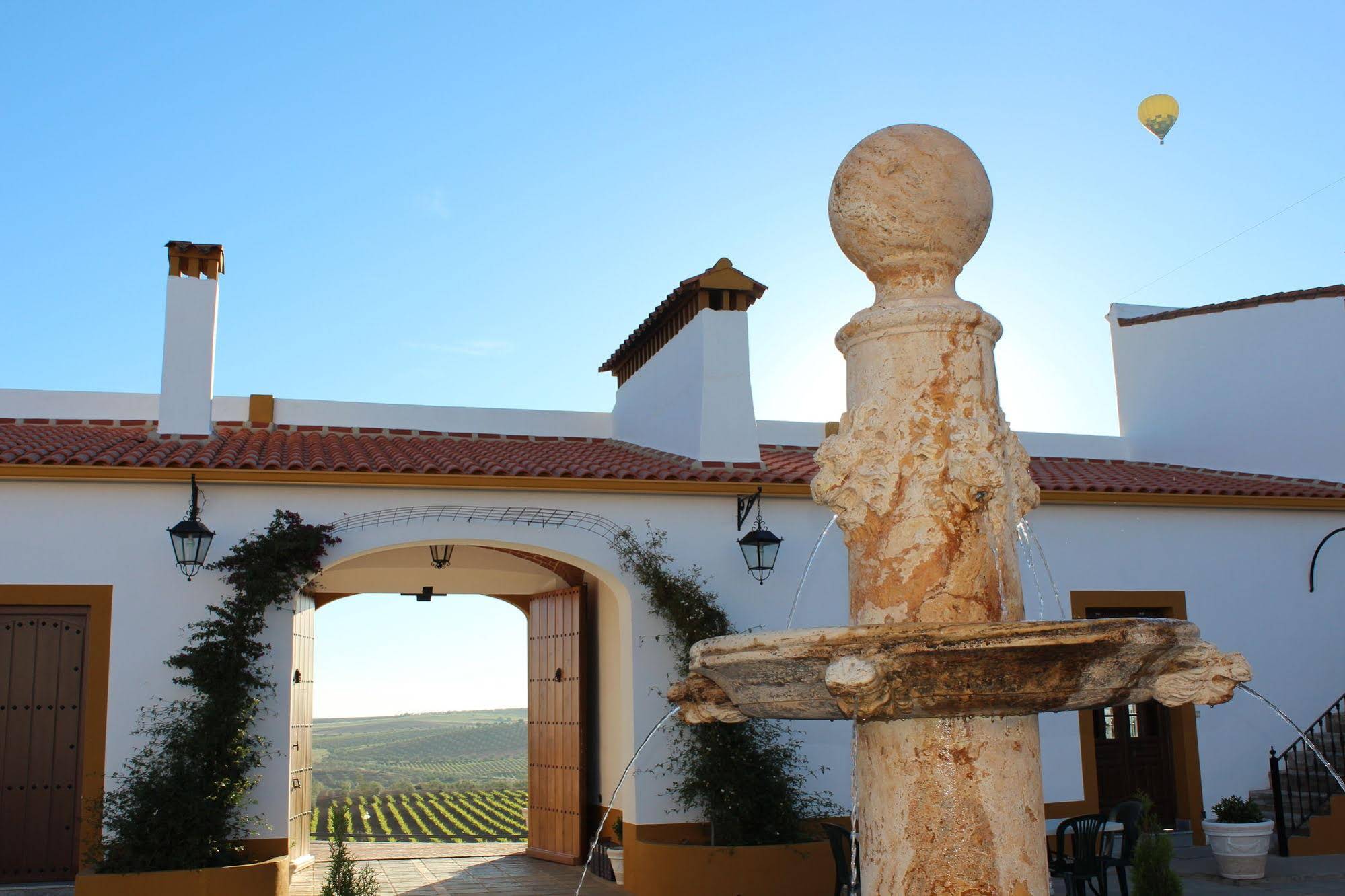 Hotel Bodega El Moral