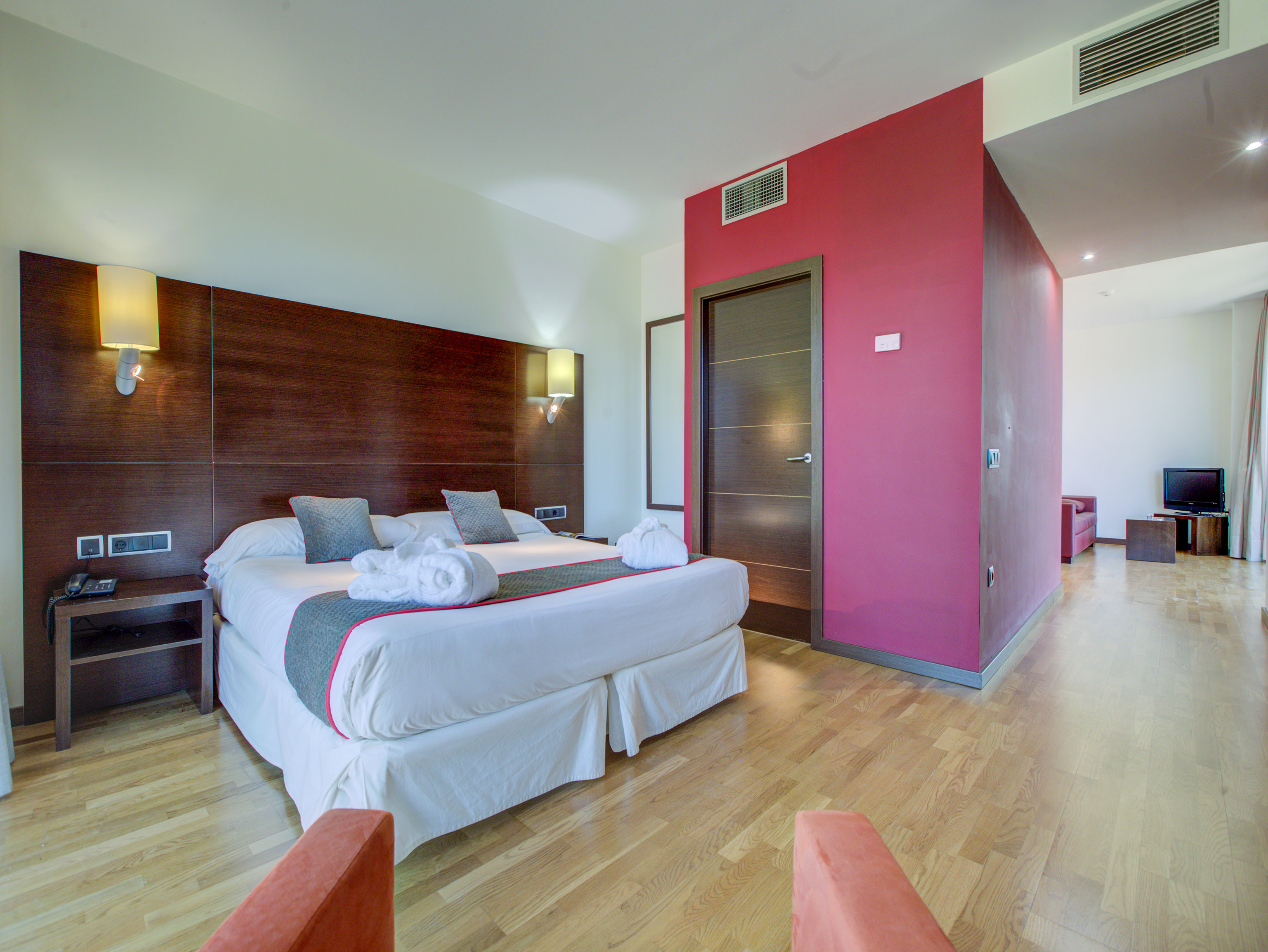 Hotel Valles de Gredos by OYO Rooms
