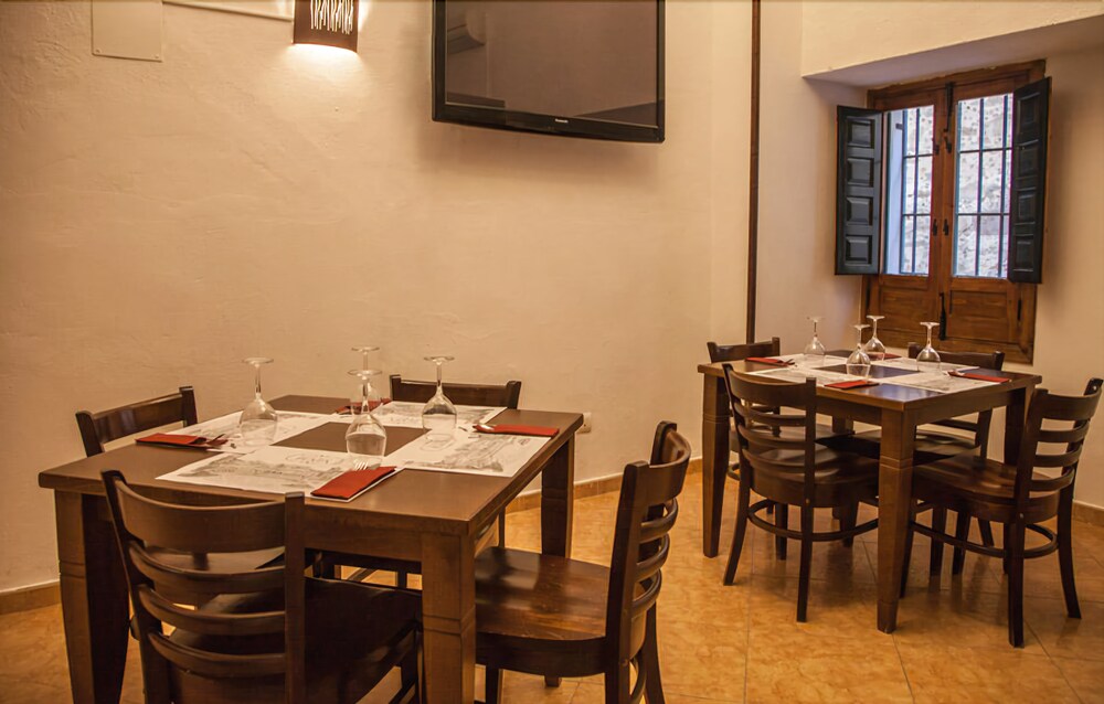 Hostal Mesón Plaza