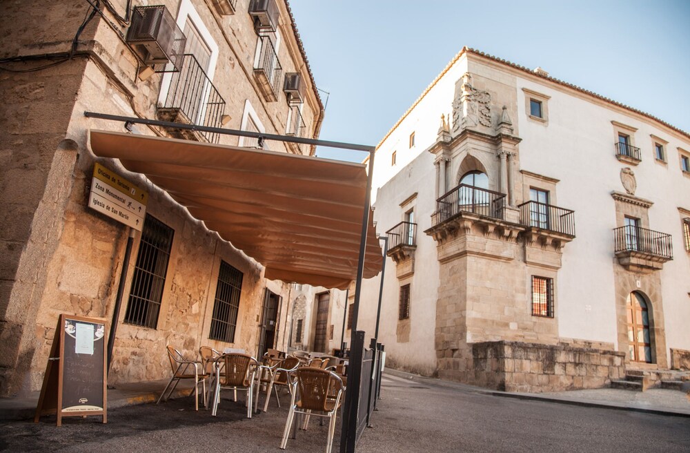 Hostal Mesón Plaza