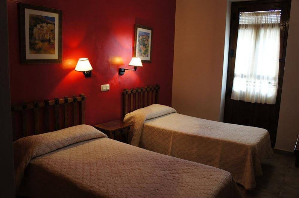 Hosteria Las Palmeras Casa Colonial