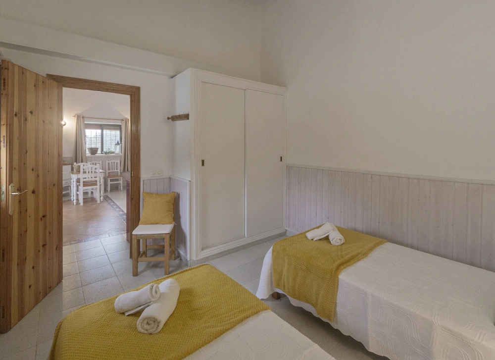 Viviendas Los Olivos by Formentera Break