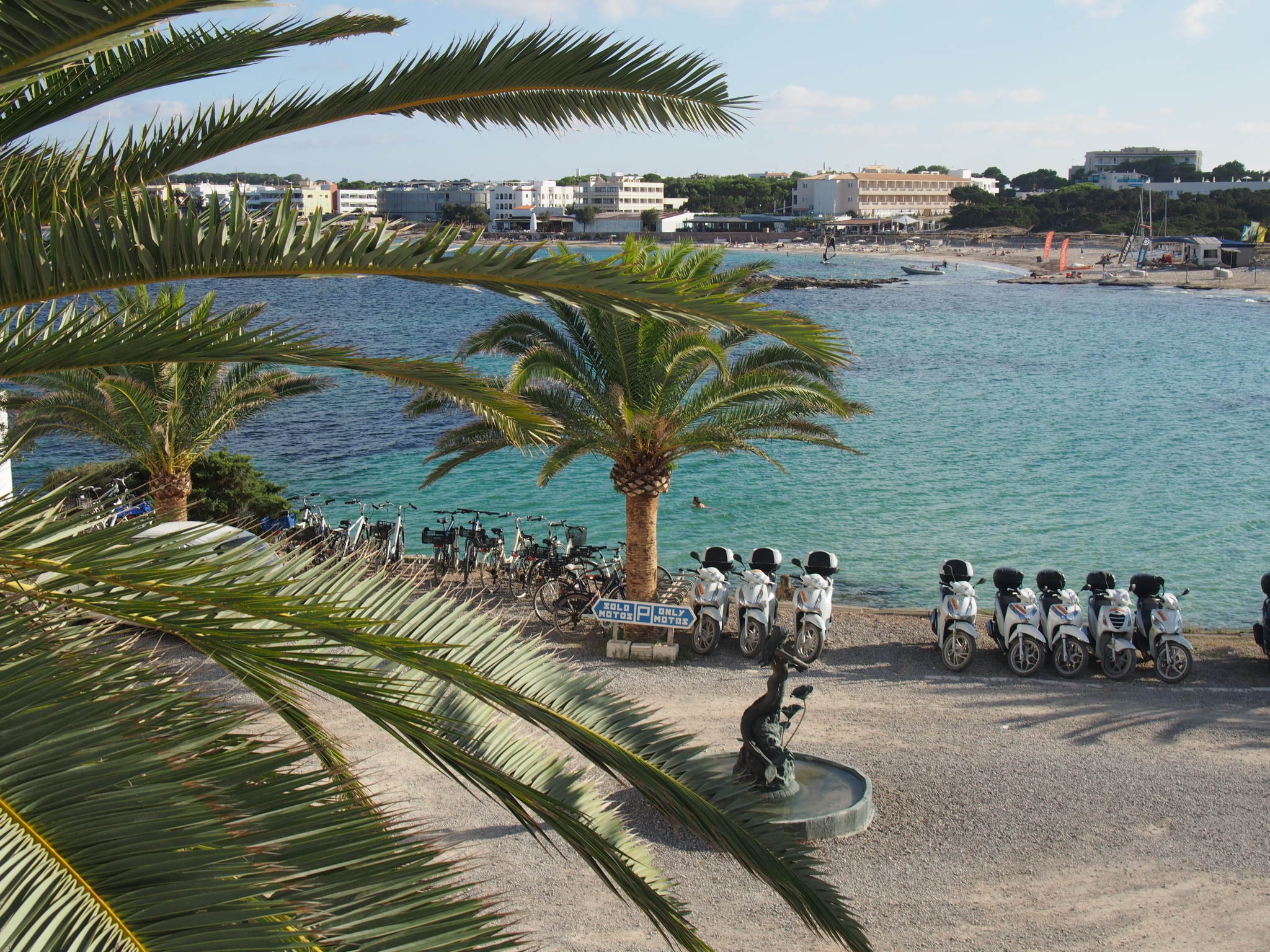 Roca Bella Hotel