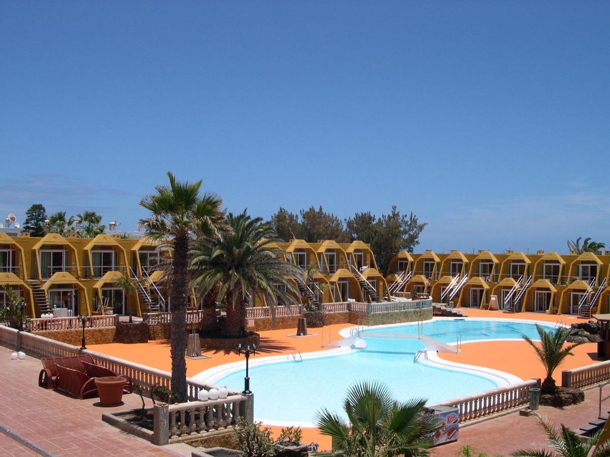 Apartamentos La Pirámide