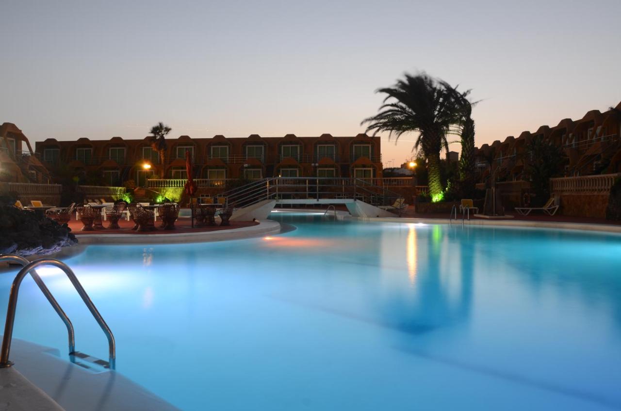 Apartamentos La Pirámide