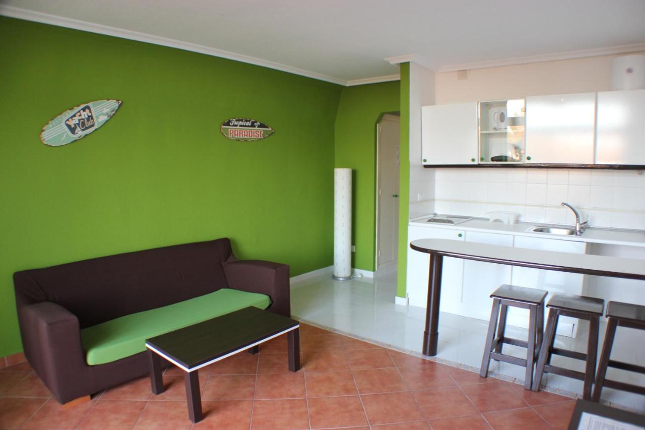 Apartamentos La Pirámide