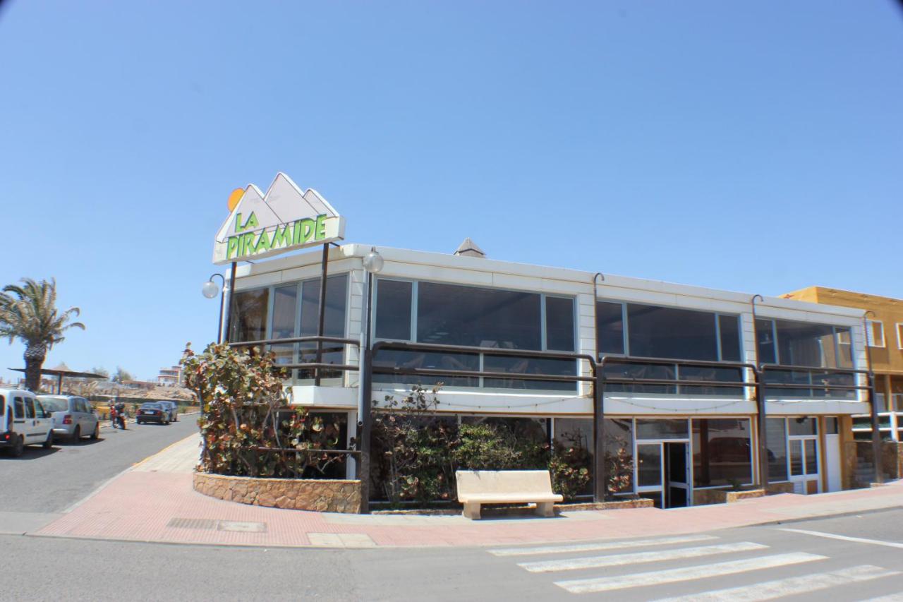 Apartamentos La Pirámide