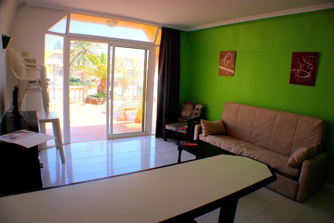 Apartamentos La Pirámide